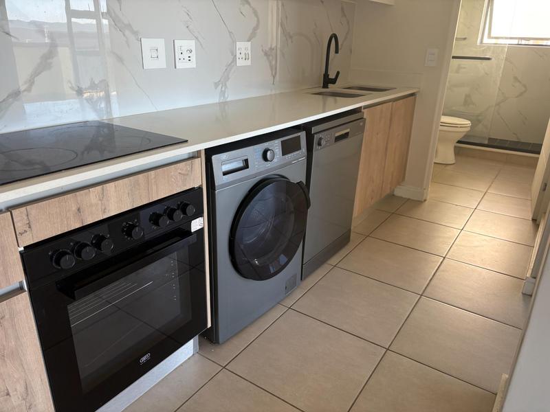 To Let 1 Bedroom Property for Rent in Richwood Western Cape